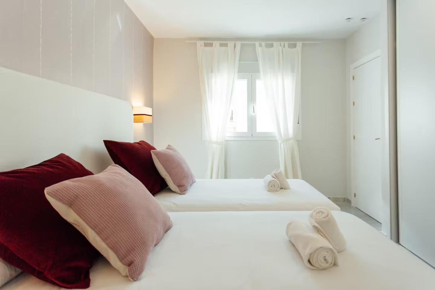 セビリアReformed And Comfy- 2Bd 2Bth- Arenalアパートメント エクステリア 写真